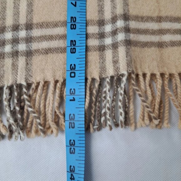 BURBERRY London Classic Nova Check Knit 100% Lambs Wool Fringe Beige SCARF - Picture 6 of 7